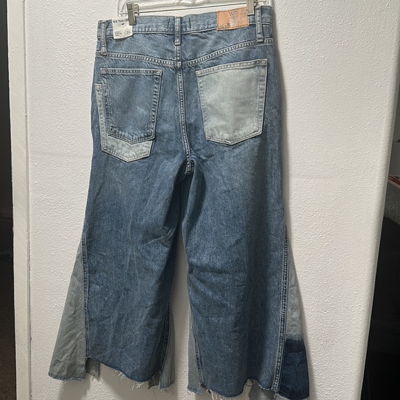 We The Free Ripple Wide-Leg Pieced Cropped Jeans Size 25 Color Blue - Picture 15 of 16
